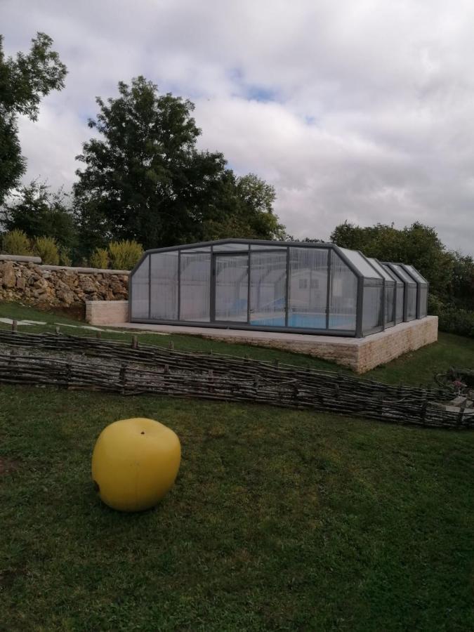Gite La Feuille D'Acanthe Bucilly Exterior foto